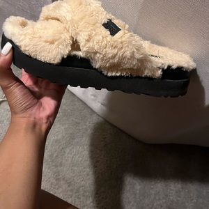 Ugg fuzzy slides